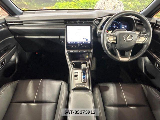 Lexus LBX 2024-01 7617656-1