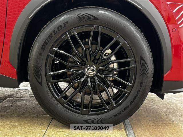 Lexus LBX 2024-11 7617658-12