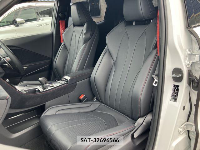 Lexus LBX 2025-03 7725065-12