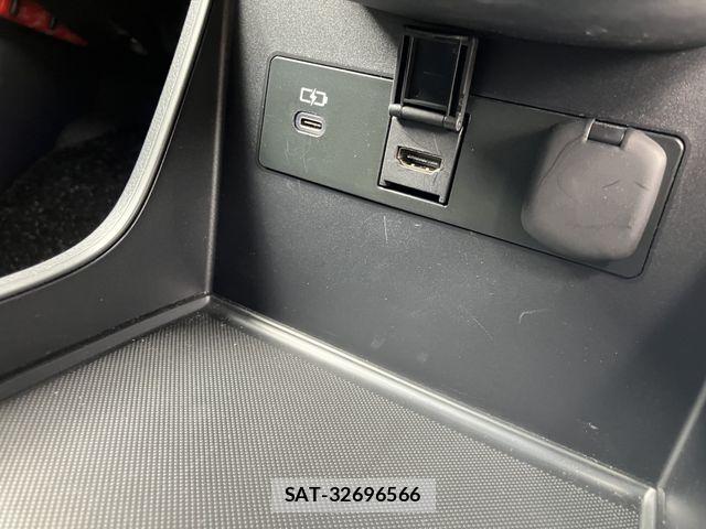 Lexus LBX 2025-03 7725065-22