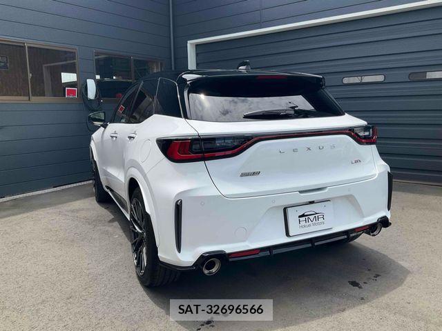 Lexus LBX 2025-03 7725065-3