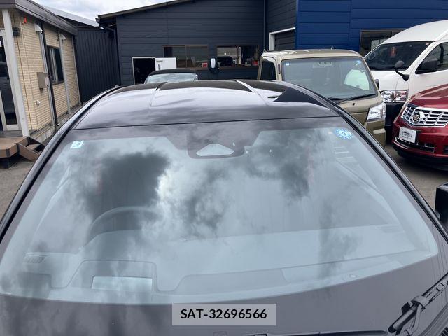 Lexus LBX 2025-03 7725065-7