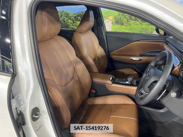 Lexus LBX 2025-01 7725067-7