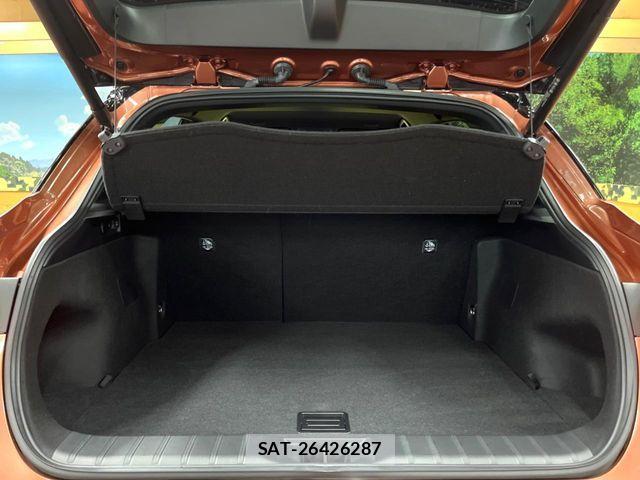 Lexus LBX 2024-01 7725070-9