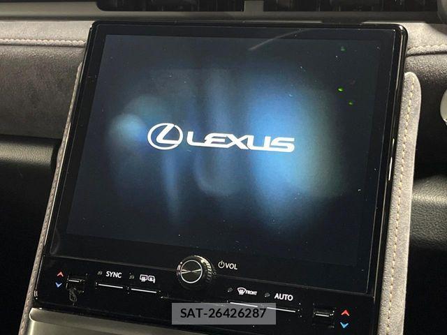 Lexus LBX 2024-01 7725070-3