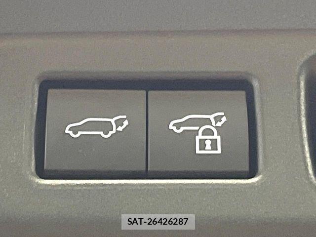 Lexus LBX 2024-01 7725070-6