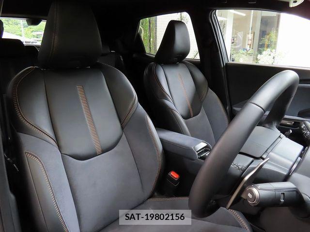 Lexus LBX 2024-04 7725066-9