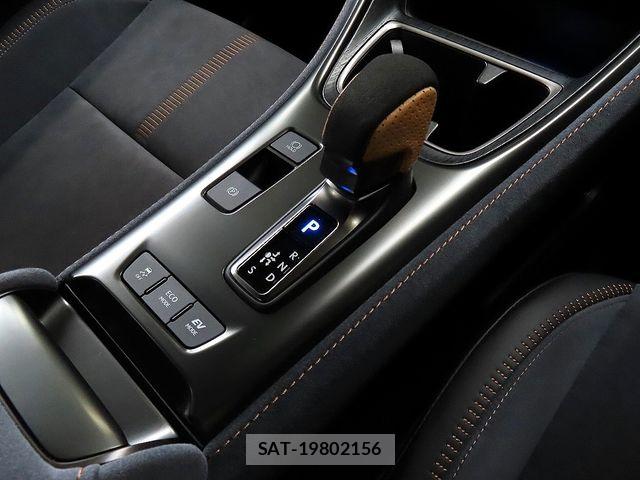 Lexus LBX 2024-04 7725066-20