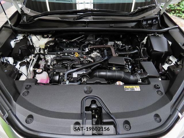 Lexus LBX 2024-04 7725066-24