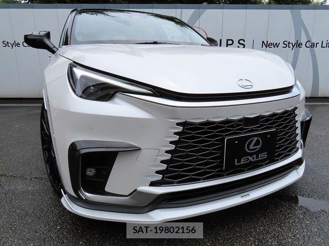Lexus LBX 2024-04 7725066-26