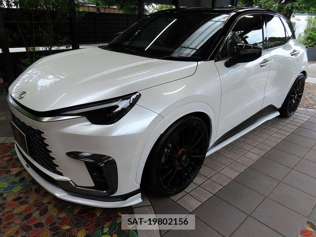 Lexus LBX 2024-04 7725066-5