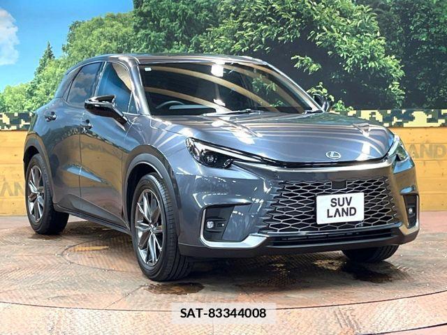 Lexus LBX 2024-09 7725069-15