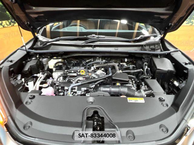 Lexus LBX 2024-09 7725069-17