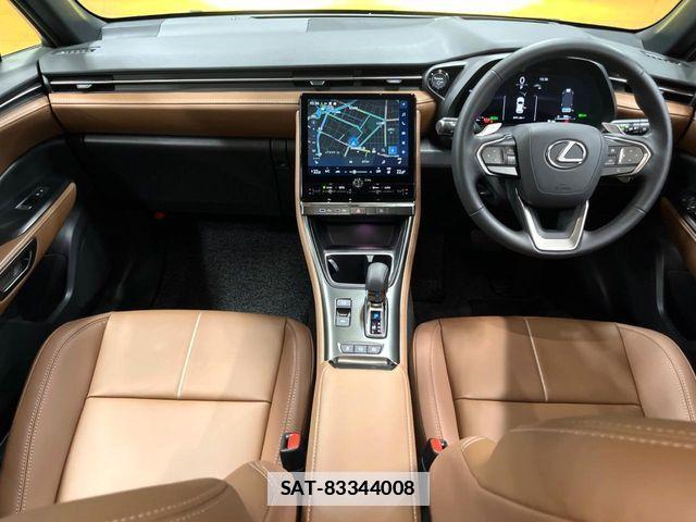 Lexus LBX 2024-09 7725069-1