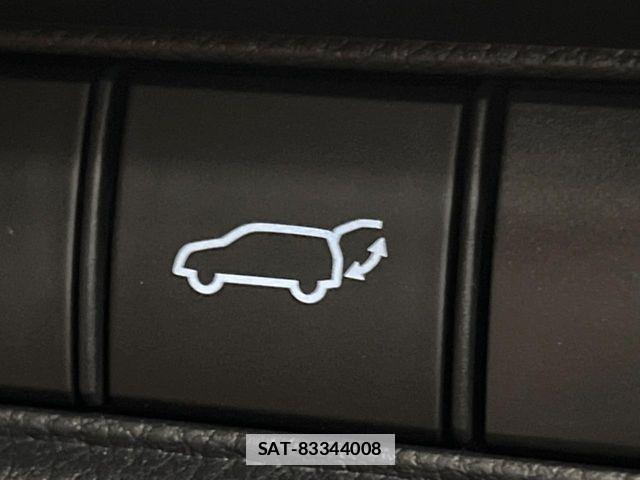Lexus LBX 2024-09 7725069-4
