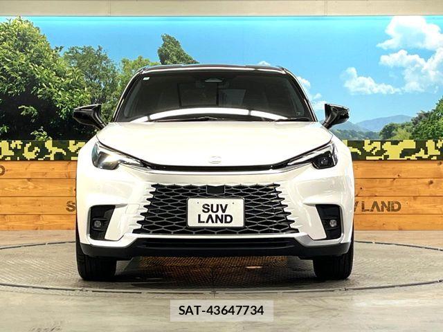Lexus LBX 2024-02 7786494-13