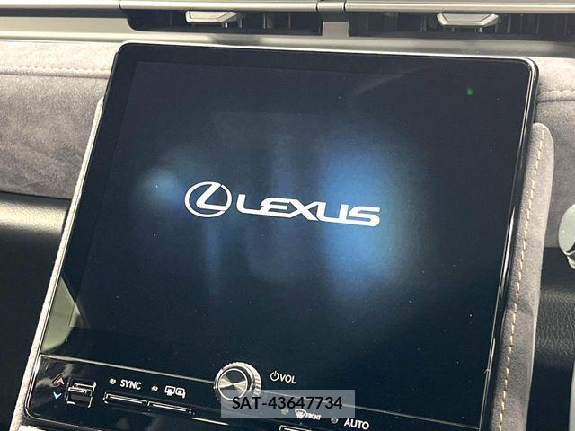 Lexus LBX 2024-02 7786494-2