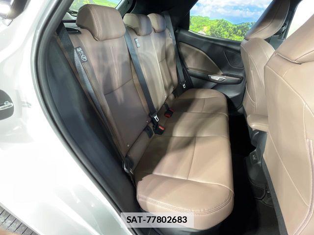 Lexus LBX 2025-05 7786496-9