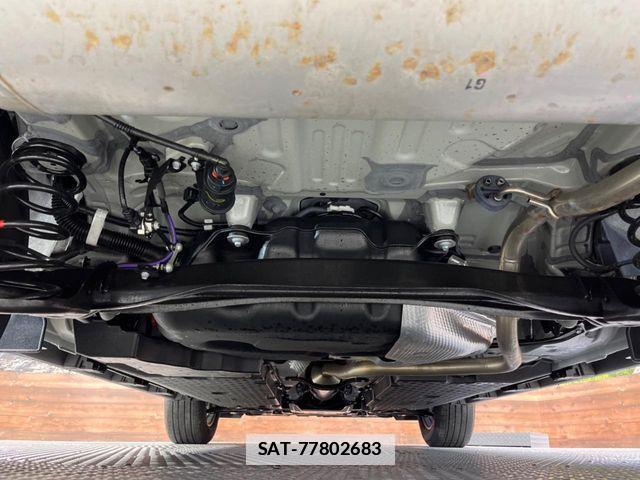 Lexus LBX 2025-05 7786496-18