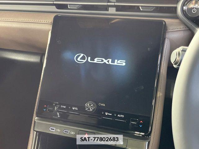 Lexus LBX 2025-05 7786496-3