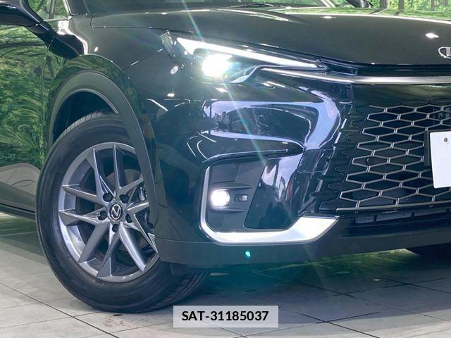 Lexus LBX 2025-03 7786498-11