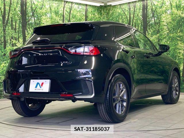 Lexus LBX 2025-03 7786498-16
