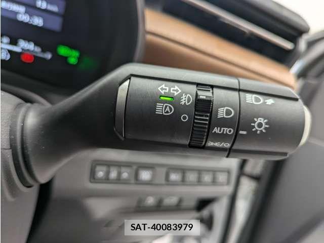 Lexus LBX 2024-10 7877348-13