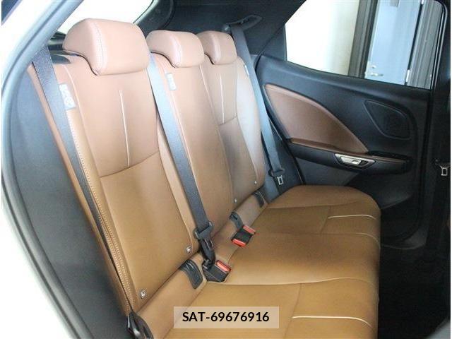 Lexus LBX 2024-08 7877349-10