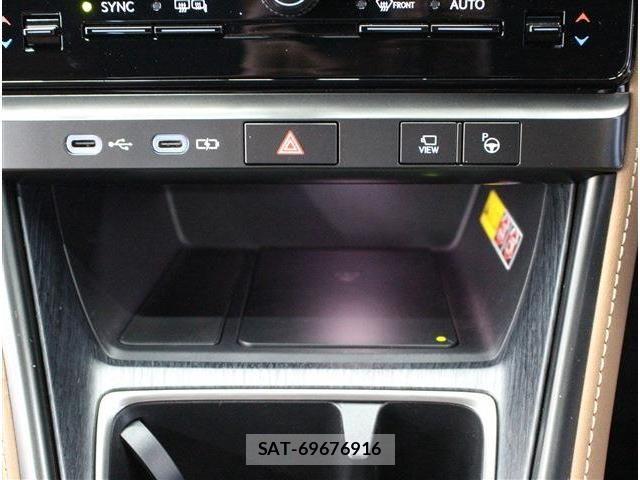 Lexus LBX 2024-08 7877349-16