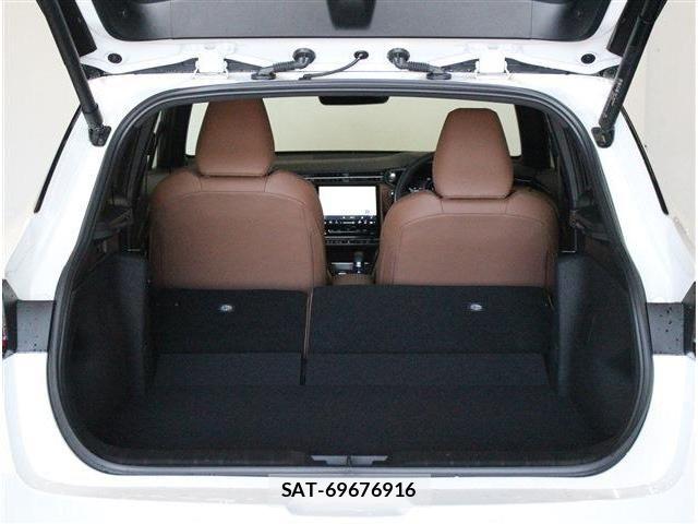 Lexus LBX 2024-08 7877349-26