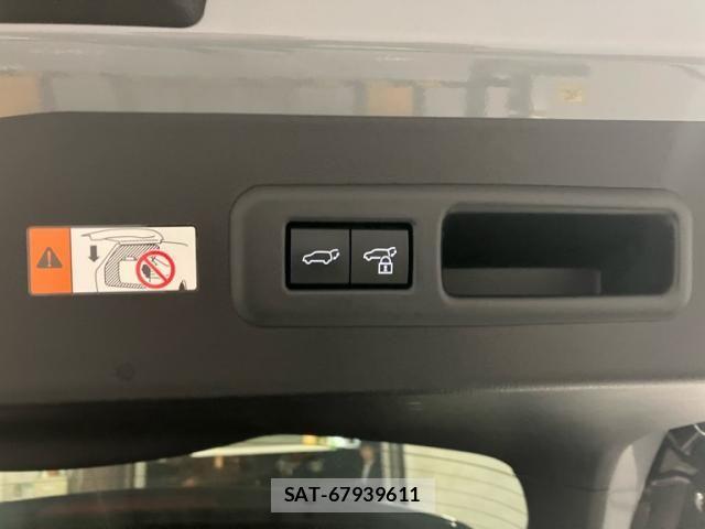 Lexus LBX 2024-01 7877347-13