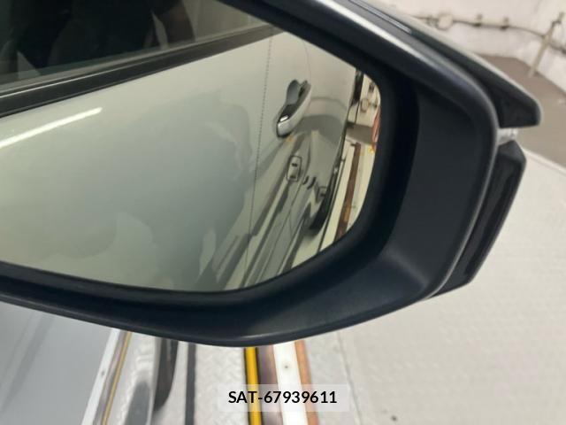 Lexus LBX 2024-01 7877347-14