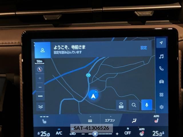 Lexus LBX 2024-10 7877350-16