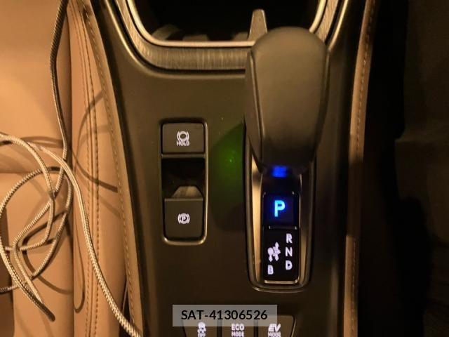 Lexus LBX 2024-10 7877350-20