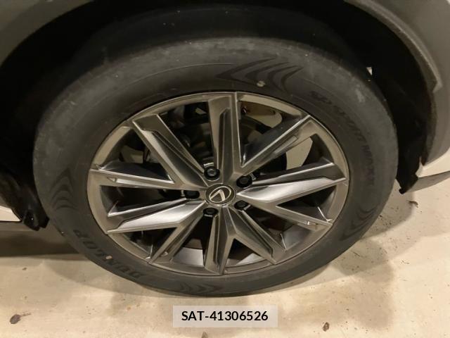 Lexus LBX 2024-10 7877350-2