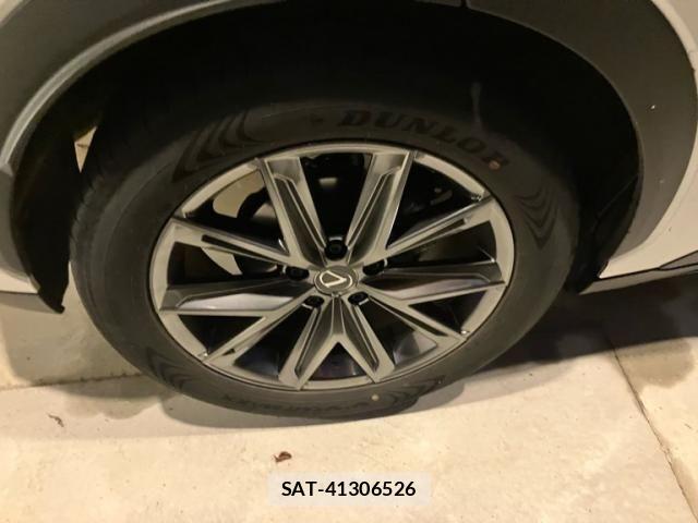 Lexus LBX 2024-10 7877350-5