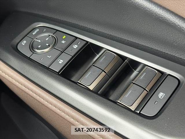 Lexus LBX 2025-06 7902853-25