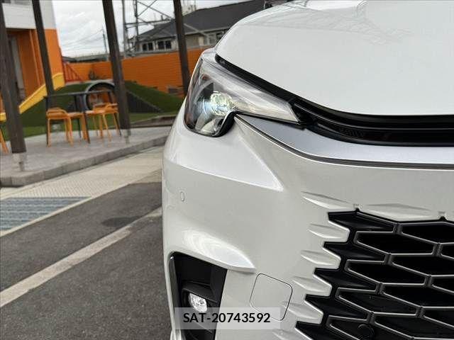 Lexus LBX 2025-06 7902853-28