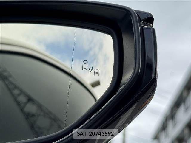 Lexus LBX 2025-06 7902853-5