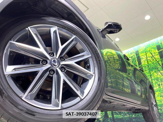 Lexus LBX 2024-04 7962404-13