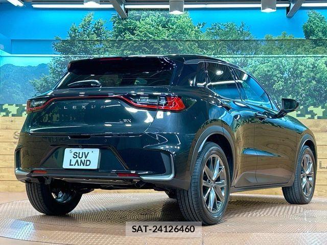 Lexus LBX 2026-03 7962398-16