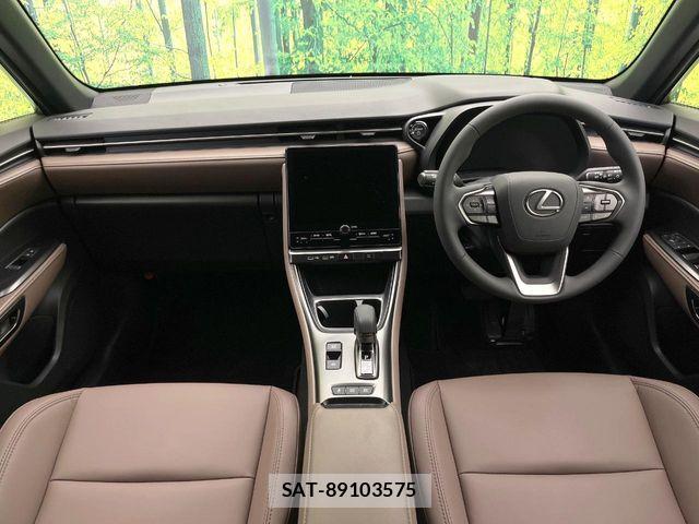 Lexus LBX 2025-09 7962396-1