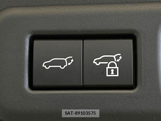 Lexus LBX 2025-09 7962396-6