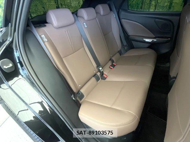 Lexus LBX 2025-09 7962396-8