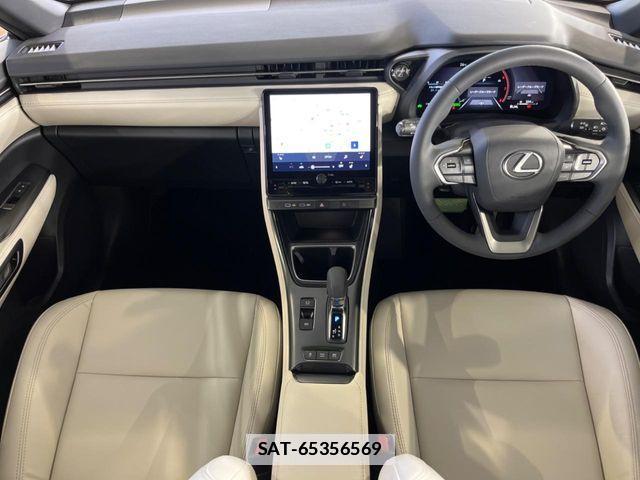 Lexus LBX 2025-03 7979765-2