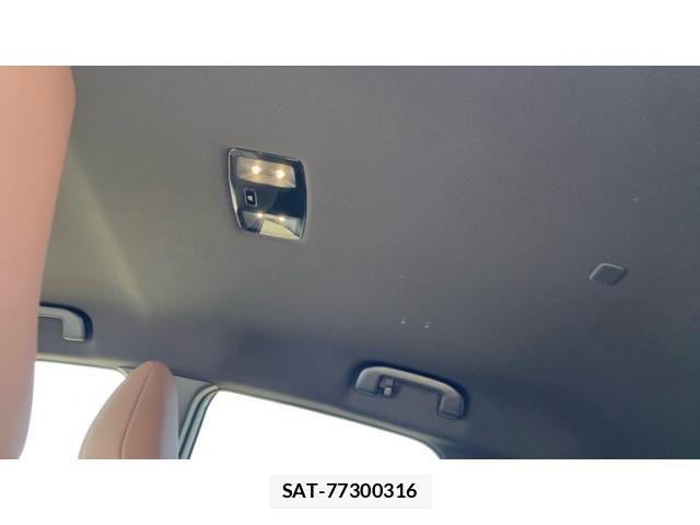 Lexus LBX 2026-04 8036433-12