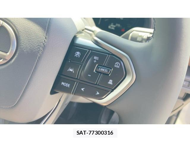 Lexus LBX 2026-04 8036433-17