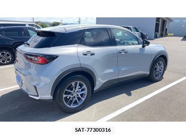 Lexus LBX 2026-04 8036433-5