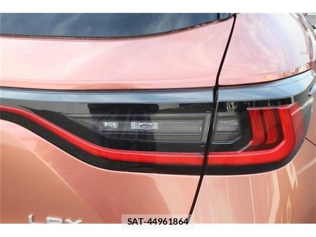 Lexus LBX 2024-04 8074341-12