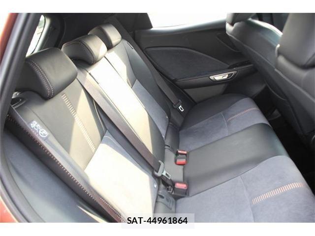 Lexus LBX 2024-04 8074341-14